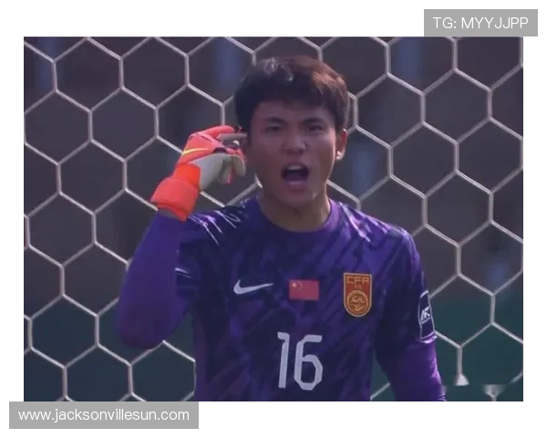 半场战报：国足U23零射正朝鲜领先